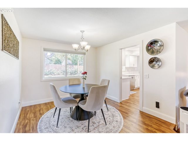 12405 Sw BERRYHILL Ln, Beaverton, OR 97008