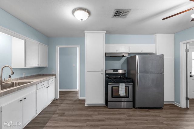 3203 Bistineau Drive, Bossier City, LA 71112