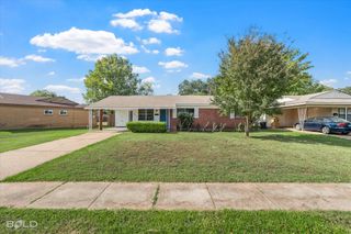 3203 Bistineau Drive, Bossier City, LA 71112