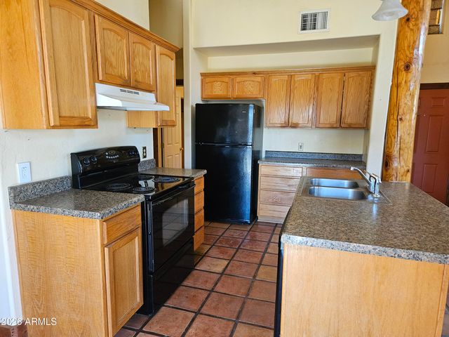 4105 N Washington Avenue, Douglas, AZ 85607