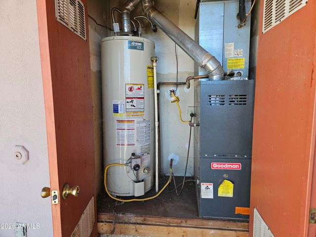 4105 N Washington Avenue, Douglas, AZ 85607