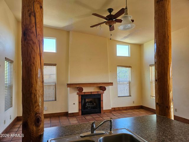 4105 N Washington Avenue, Douglas, AZ 85607