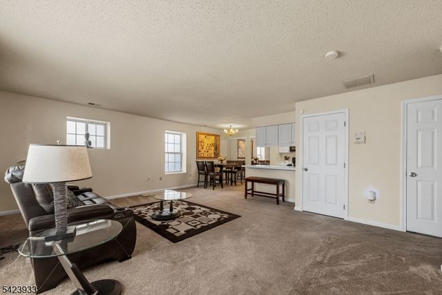 159 W Market St, Newark City, NJ 07103