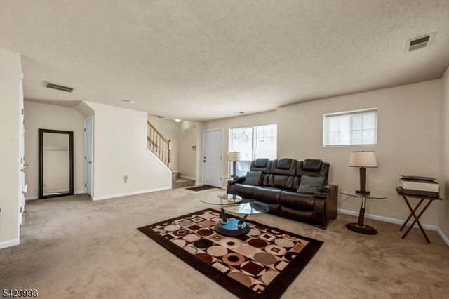 159 W Market St, Newark City, NJ 07103