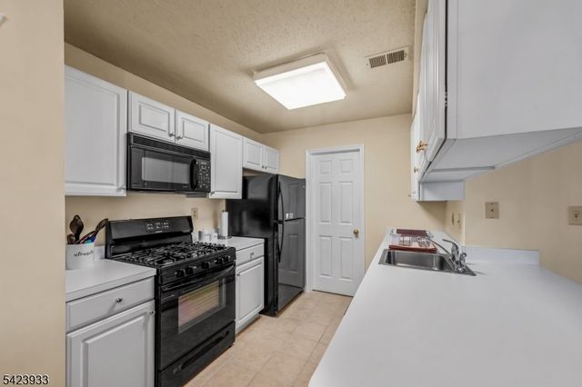 159 W Market St, Newark City, NJ 07103