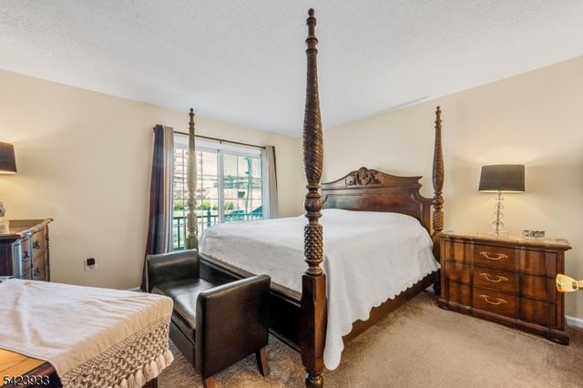 159 W Market St, Newark City, NJ 07103