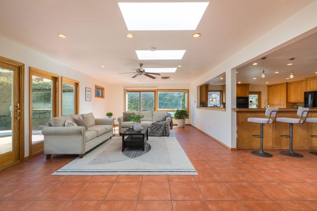 1306 Washington Street NE, Albuquerque, NM 87110