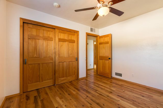 1306 Washington Street NE, Albuquerque, NM 87110