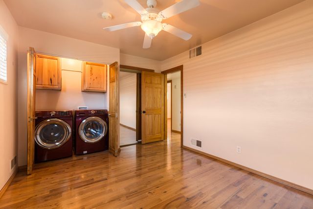 1306 Washington Street NE, Albuquerque, NM 87110