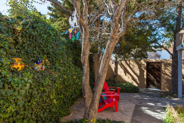 1306 Washington Street NE, Albuquerque, NM 87110