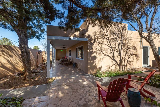 1306 Washington Street NE, Albuquerque, NM 87110