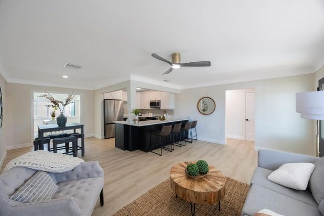 280 41ST AVENUE, St Pete Beach, FL 33706
