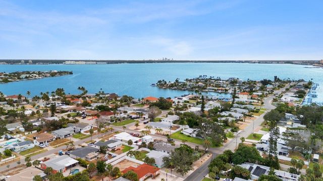 280 41ST AVENUE, St Pete Beach, FL 33706