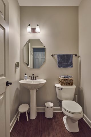 2732 Woodworth Avenue, Woodstock, IL 60098