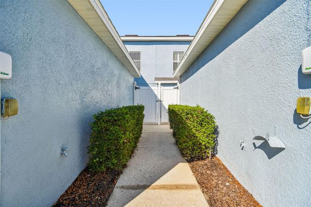 14666 WATER LOCUST DRIVE, Orlando, FL 32828