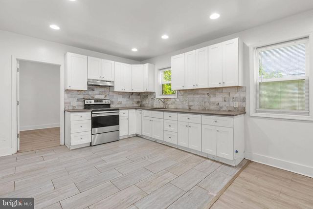 2135 N 20TH ST, Philadelphia, PA 19121