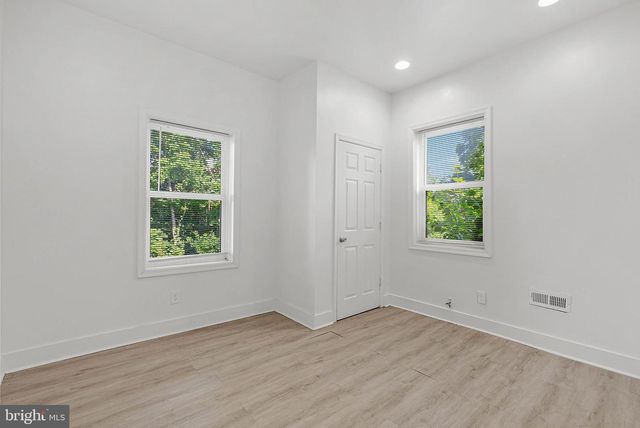 2135 N 20TH ST, Philadelphia, PA 19121