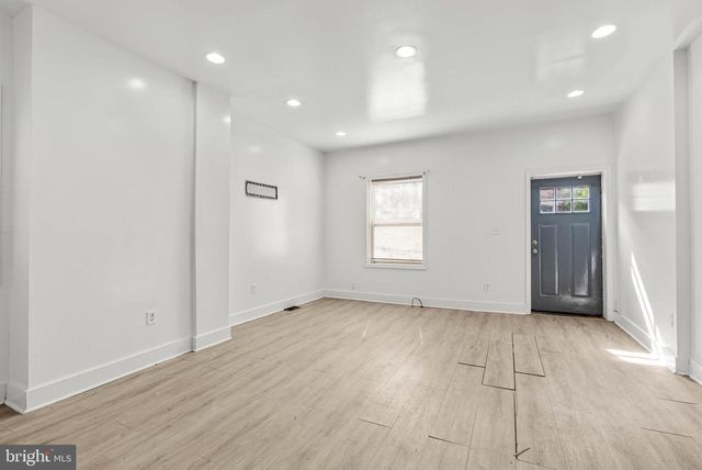 2135 N 20TH ST, Philadelphia, PA 19121