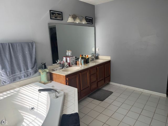 3811 W 45th Terrace, Indianapolis, IN 46228