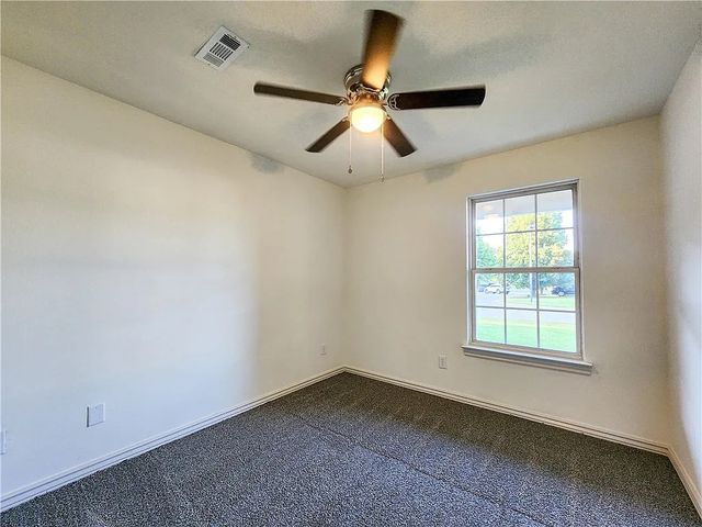 711 Applegate Lane, Lincoln, AR 72744