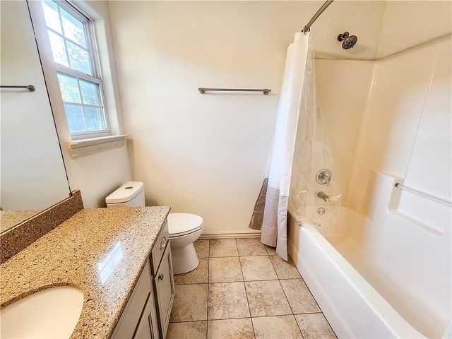 711 Applegate Lane, Lincoln, AR 72744