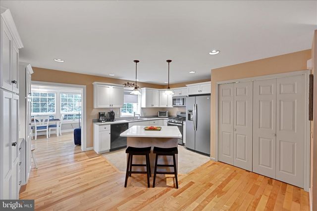 10 GANTZ MDWS, Mount Joy, PA 17552