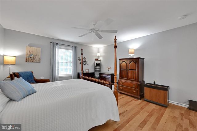 10 GANTZ MDWS, Mount Joy, PA 17552