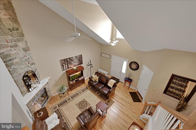 10 GANTZ MDWS, Mount Joy, PA 17552