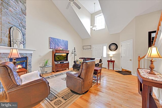 10 GANTZ MDWS, Mount Joy, PA 17552