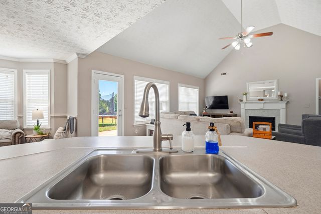 260 Bridgemill Lane, Hampton, GA 30228