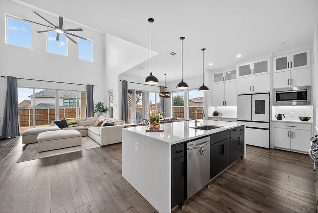 1322 Genoa Circle, Garland, TX 75040