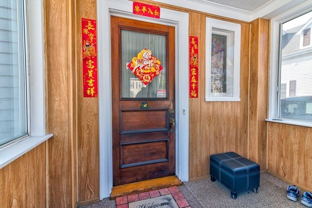 293 Whitwell St, Quincy, MA 02169