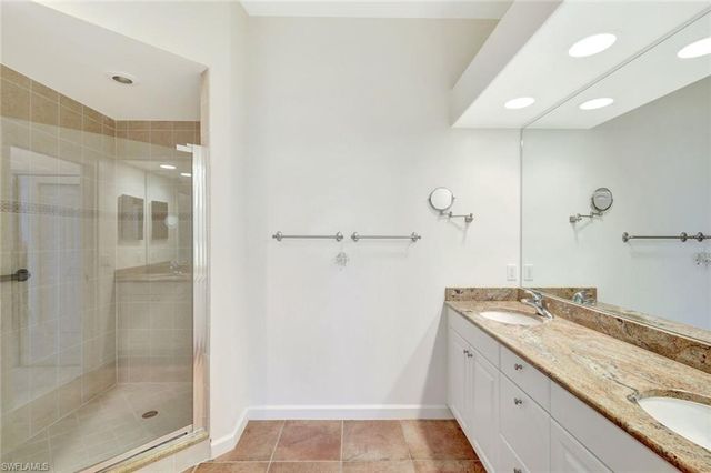 22300 Piazza Doria LN # 301, Estero, FL 33928