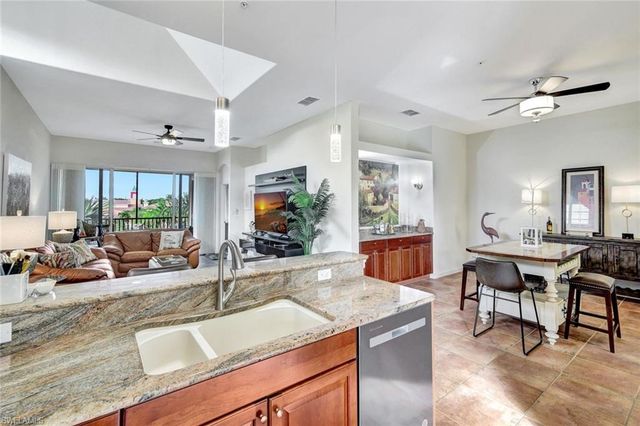 22300 Piazza Doria LN # 301, Estero, FL 33928