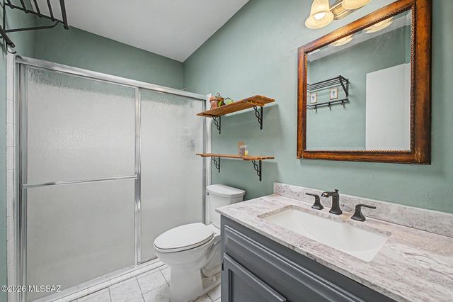 660 E River Rd Apt H, Tucson, AZ 85704