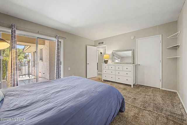 660 E River Rd Apt H, Tucson, AZ 85704