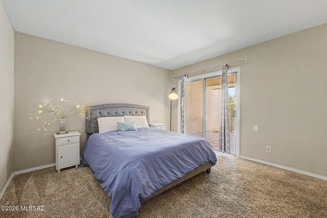 660 E River Rd Apt H, Tucson, AZ 85704