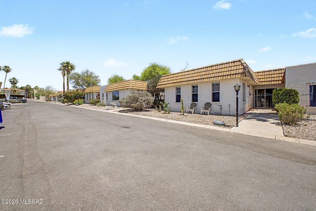 660 E River Rd Apt H, Tucson, AZ 85704