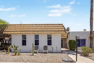 660 E River Rd Apt H, Tucson, AZ 85704