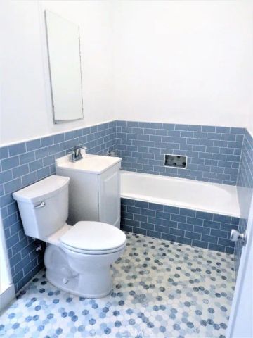 227 S Gale Drive 4, Beverly Hills, CA 90211