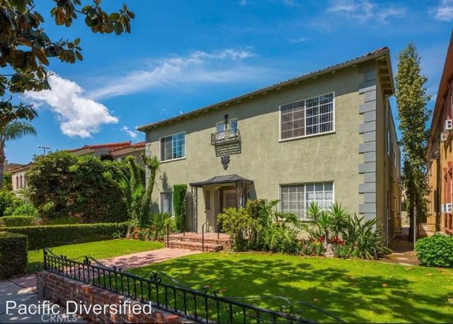 227 S Gale Drive 4, Beverly Hills, CA 90211