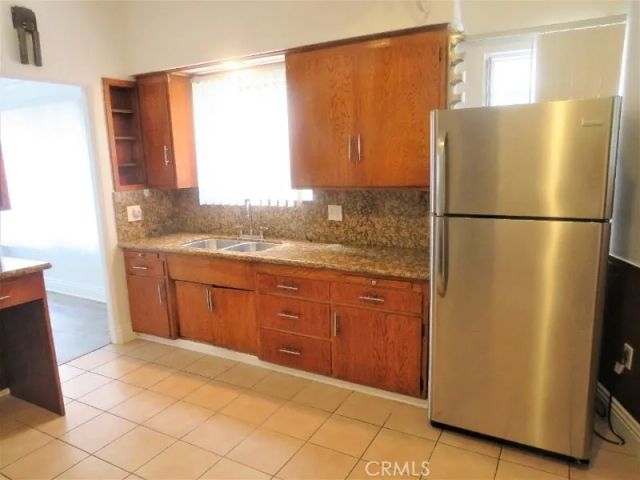 227 S Gale Drive 4, Beverly Hills, CA 90211