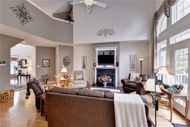 117 Tern CT, Yorktown, VA 23692