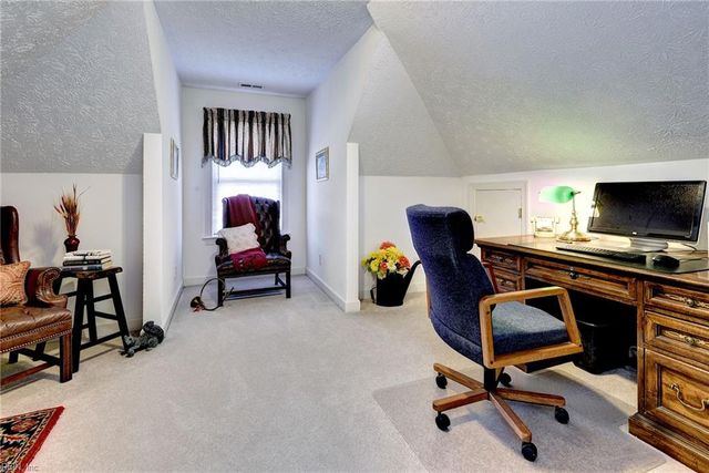 117 Tern CT, Yorktown, VA 23692