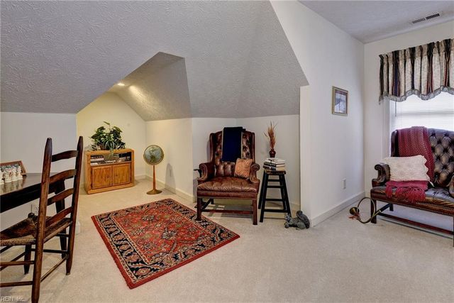 117 Tern CT, Yorktown, VA 23692