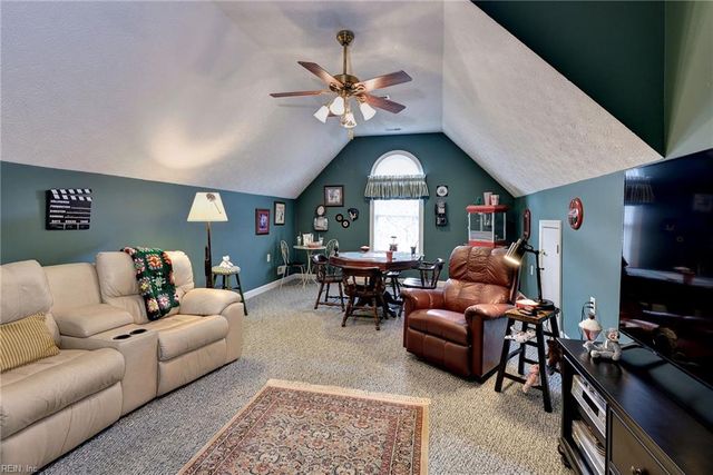 117 Tern CT, Yorktown, VA 23692