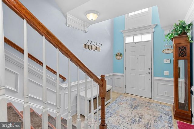 211 GREAT LAUREL SQ SE, Leesburg, VA 20175