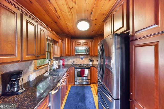 115 Necowa Cove Overlook, Blue Ridge, GA 30513