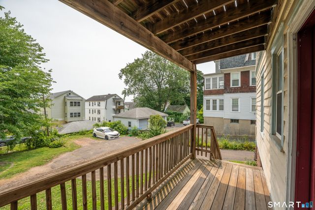 92 Fairfield Avenue 1st Floor, Hartford, CT 06114