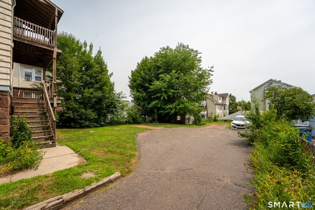 92 Fairfield Avenue 1st Floor, Hartford, CT 06114
